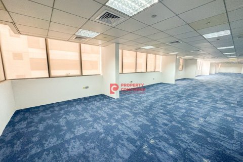 1301m² Office in Dubai Investment Park, UAE No. 39641