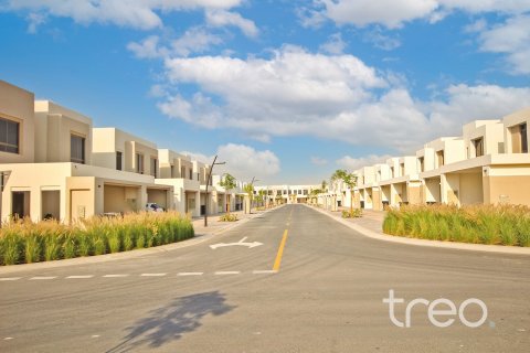 3 bedrooms Villa in Zahra Townhouses, UAE No. 206223