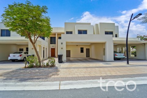 3 bedrooms Villa in Hayat Townhouses, UAE No. 206224