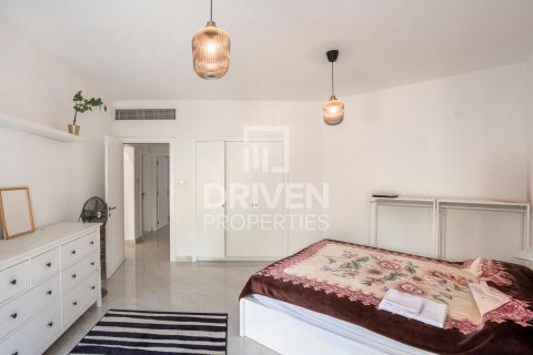 2 bedrooms Apartment in Dubai Land, UAE No. 192293 12