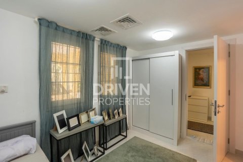 2 bedrooms Apartment in Dubai Land, UAE No. 192293 10