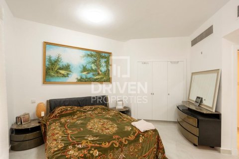 2 bedrooms Apartment in Dubai Land, UAE No. 192293 13