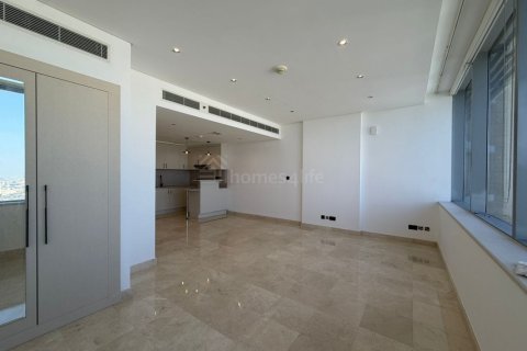 Studio Apartment in DIFC, UAE No. 162843