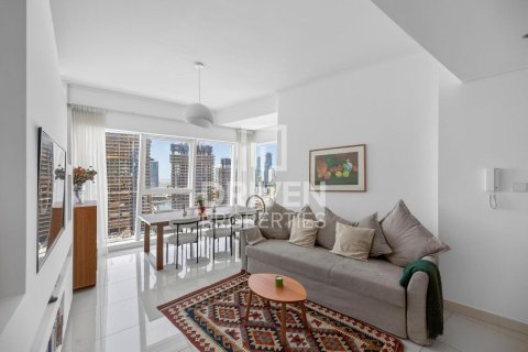 2 bedrooms Apartment in Damac Heights, UAE No. 204607