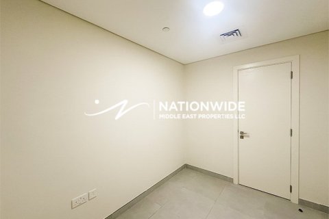 2 bedrooms Apartment in Abu Dhabi, UAE No. 144063 9