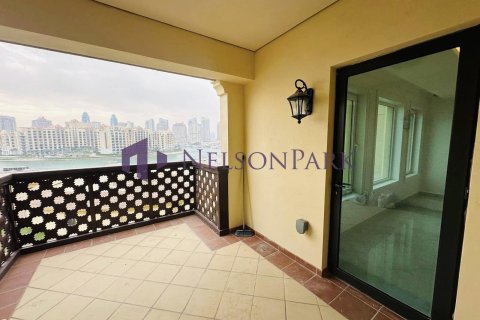2 bedrooms Townhouse in Doha, Qatar No. 61007 3