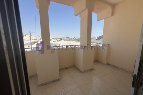 Villa de 5 dormitorios en Doha, Qatar No. 60931 25