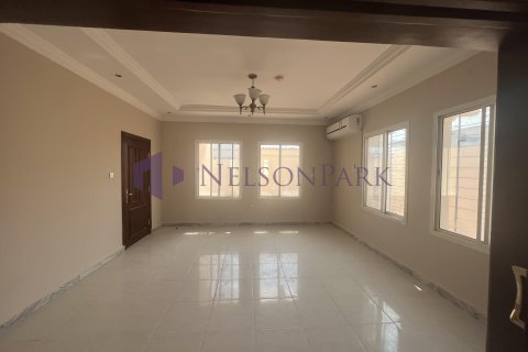 Villa de 5 dormitorios en Doha, Qatar No. 60931 7