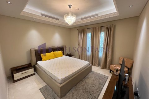Villa de 6 dormitorios en Doha, Qatar No. 60823 8