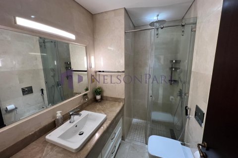 Villa de 6 dormitorios en Doha, Qatar No. 60823 9