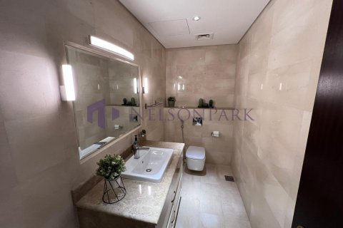 Villa de 6 dormitorios en Doha, Qatar No. 60823 16