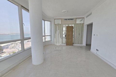 4 غرف نوم شقة في Corniche Road, الإمارات العربية المتحدة رقم 37771 7