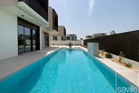 5 bedrooms Villa in Dubai Hills Estate, UAE No. 201047