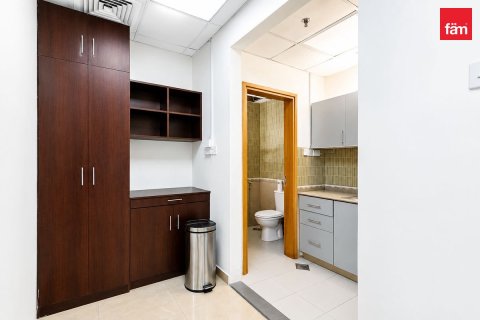 110.7m² Office in Business Bay, UAE No. 187481 4