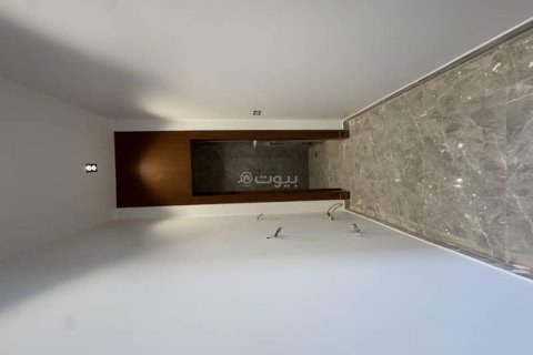 Villa de 5 dormitorios en Riyadh, Saudi Arabia No. 62519 12