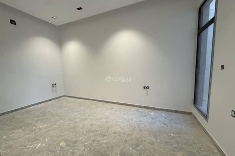 Villa de 5 dormitorios en Riyadh, Saudi Arabia No. 62519 23