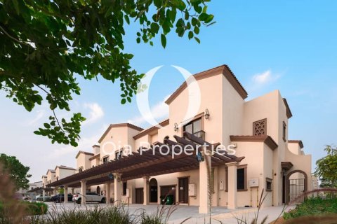 Villa de 5 dormitorios en Abu Dhabi, UAE No. 115029