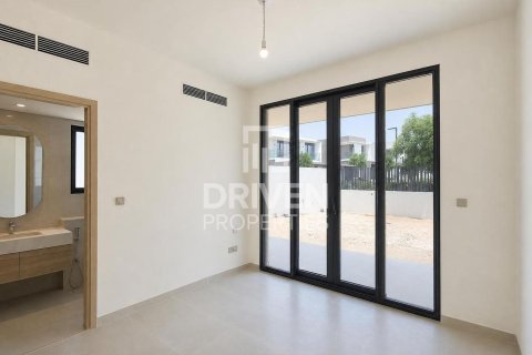 Villa de 5 dormitorios en Jebel Ali, UAE No. 191601 9