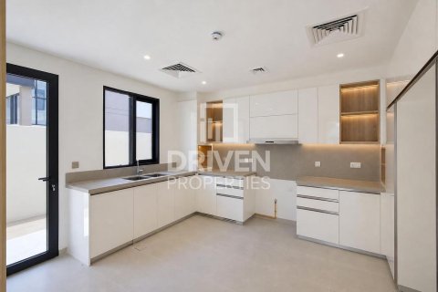 Villa de 5 dormitorios en Jebel Ali, UAE No. 191601 23