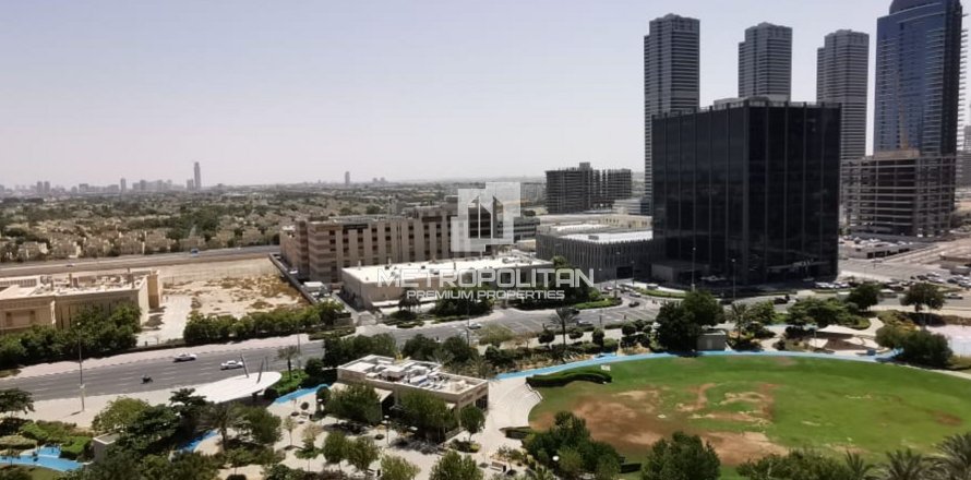 Apartment de 2 dormitorios en Jumeirah Lake Towers, UAE No. 128632