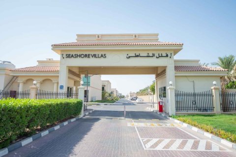 SEASHORE VILLAS in Abu Dhabi Gate City, UAE No. 69858