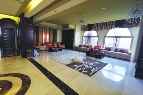 Villa de 6 dormitorios en Arad, Bahrain No. 105452