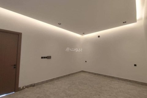 5 bedrooms Villa in Riyadh, Saudi Arabia No. 60063 6