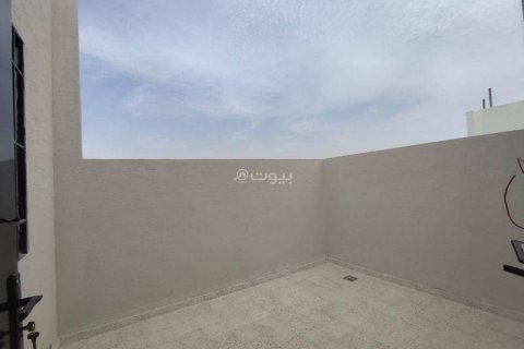 5 bedrooms Villa in Riyadh, Saudi Arabia No. 60063 20