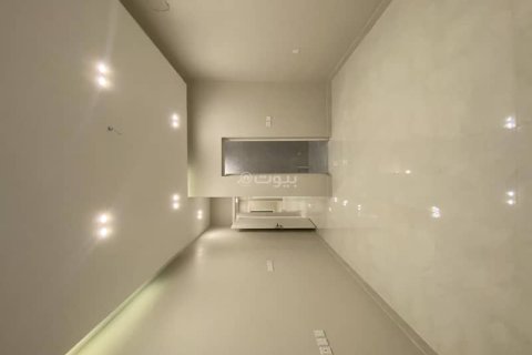 5 bedrooms Villa in Khobar, Saudi Arabia No. 60059 17