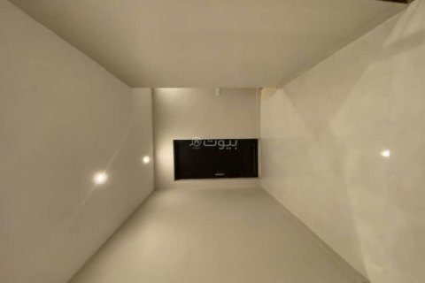 5 bedrooms Villa in Khobar, Saudi Arabia No. 60059 20