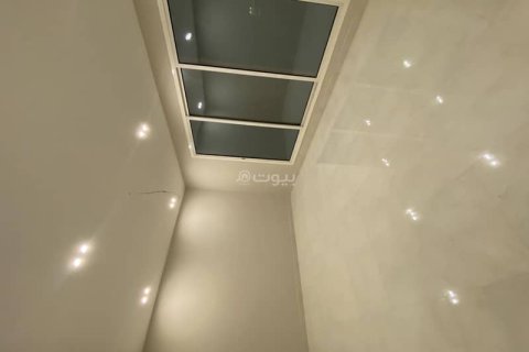 5 bedrooms Villa in Khobar, Saudi Arabia No. 60059 21