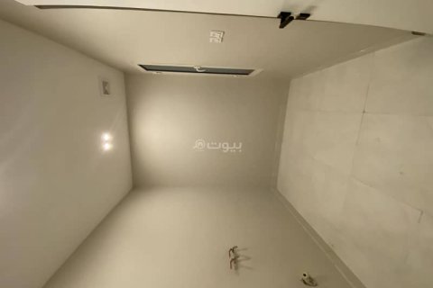 5 bedrooms Villa in Khobar, Saudi Arabia No. 60059 22