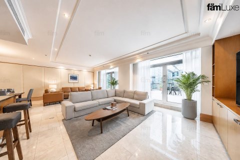 4 bedrooms Apartment in DIFC, UAE No. 160835