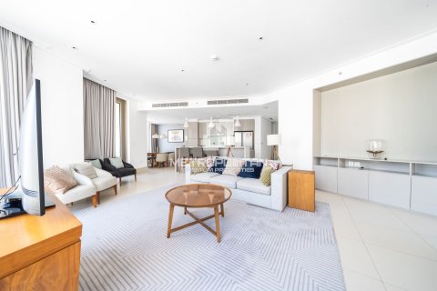 Appartement de 3 chambres à Vida Residence Downtown, UAE No. 129640 4