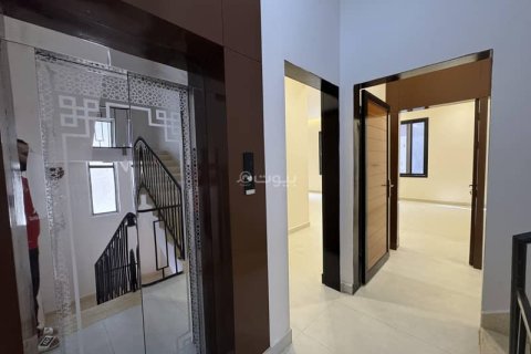 3 bedrooms Apartment in Riyadh, Saudi Arabia No. 99575 5