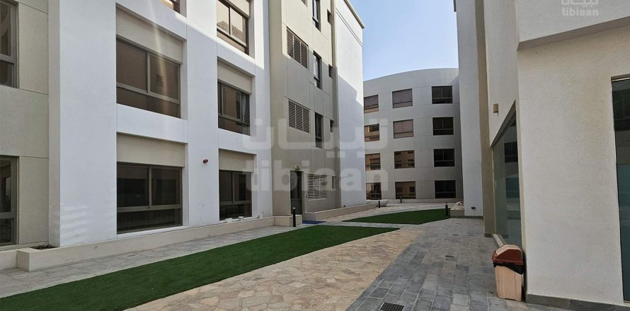1 bedroom Apartment in As Sib, Oman No. 53640