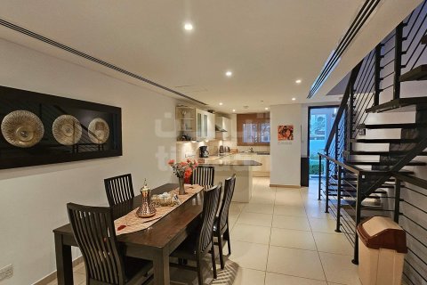 3 bedrooms Townhouse in Muscat, Oman No. 53637 3
