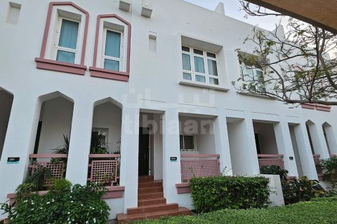 3 bedrooms Townhouse in Muscat, Oman No. 53637