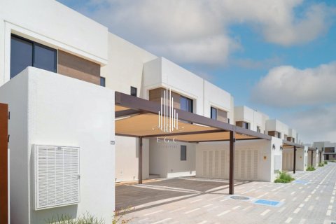 4 bedrooms Villa on the Yas Island, UAE No. 29139 5
