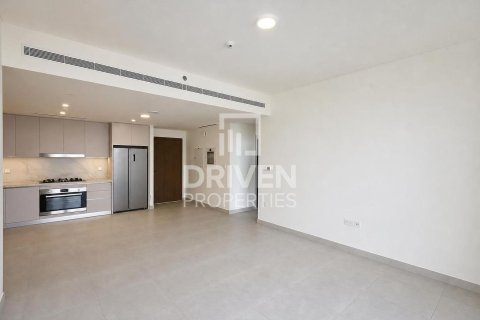 Квартира с 3 спальнями в EMAAR Beachfront, ОАЭ №199952 19