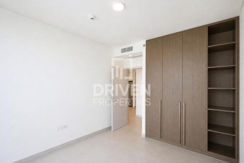 Квартира с 3 спальнями в EMAAR Beachfront, ОАЭ №199952 16