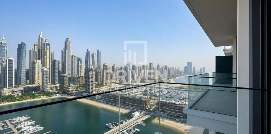 Квартира с 3 спальнями в EMAAR Beachfront, ОАЭ №199952