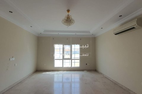 5 غرفة نوم  Twin Villa في Al Khuwair, عُمان رقم 53698 3