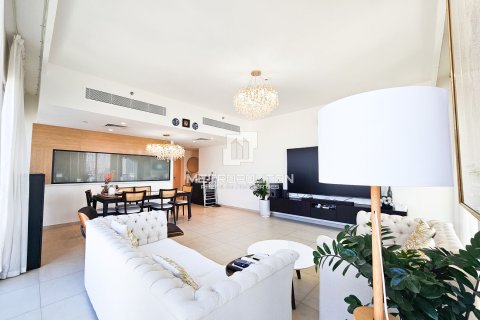 Appartement de 3 chambres à Downtown Views II, UAE No. 130081 6