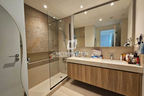 Appartement de 3 chambres à Downtown Views II, UAE No. 130081 14