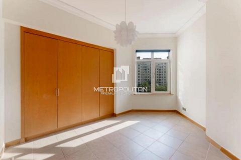 Appartement de 2 chambres à Shoreline Apartments, UAE No. 128927 8