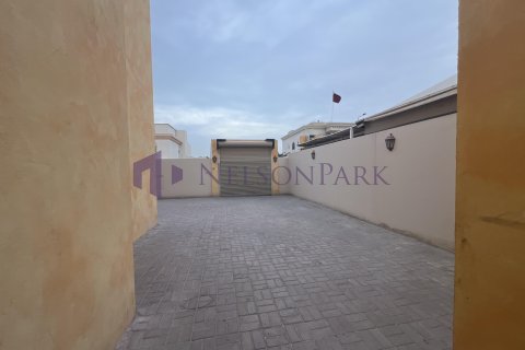 Villa de 5 dormitorios en Doha, Qatar No. 60932 5