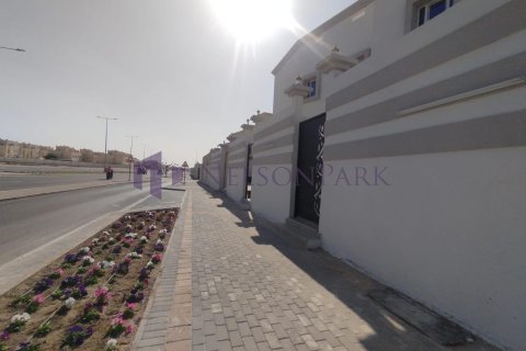 Villa de 6 dormitorios en Al Wakrah, Qatar No. 57492 4