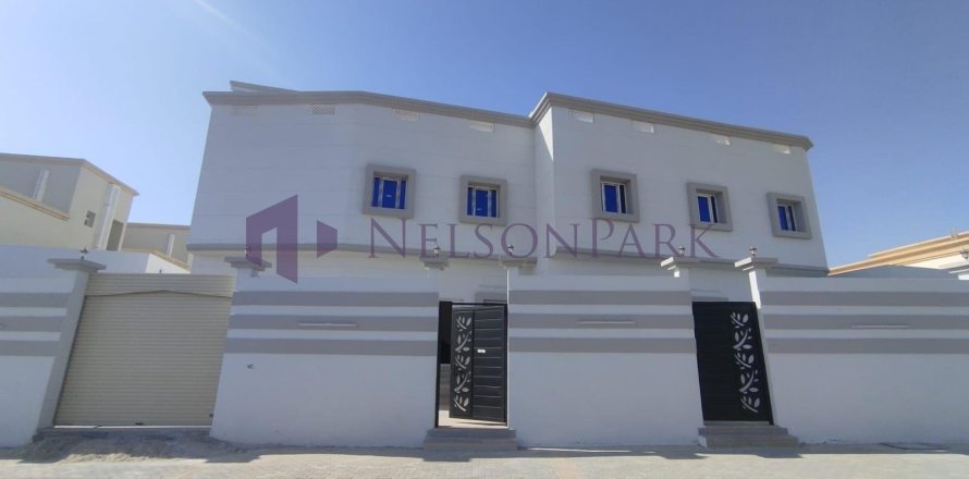 Villa de 6 dormitorios en Al Wakrah, Qatar No. 57492