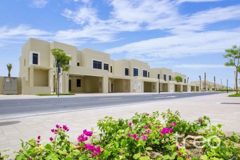 3 bedrooms Townhouse in Town Square, UAE No. 206216